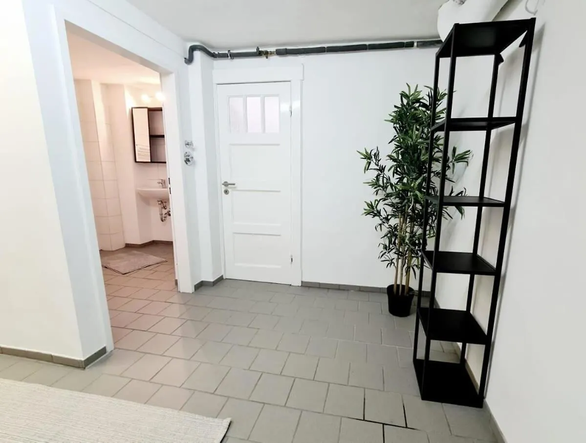 Daire Spacious Apt For 8 In Great Location Hamburg